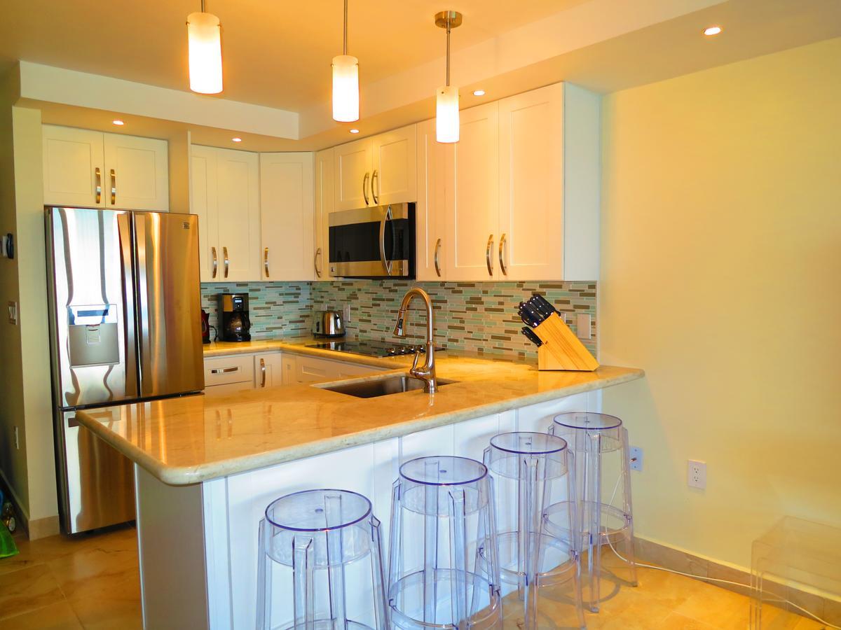 2Br Luxury Beachfront Duplex Villa On Sapphire Beach III East End  Esterno foto